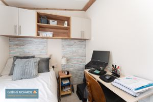 Bedroom- click for photo gallery